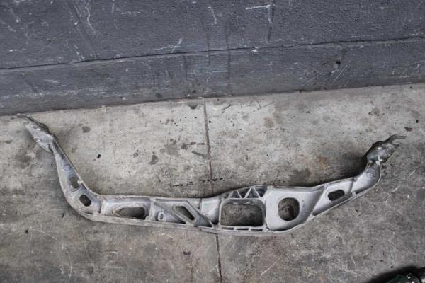 BERCEAU MOTEUR AUDI - Vue 3